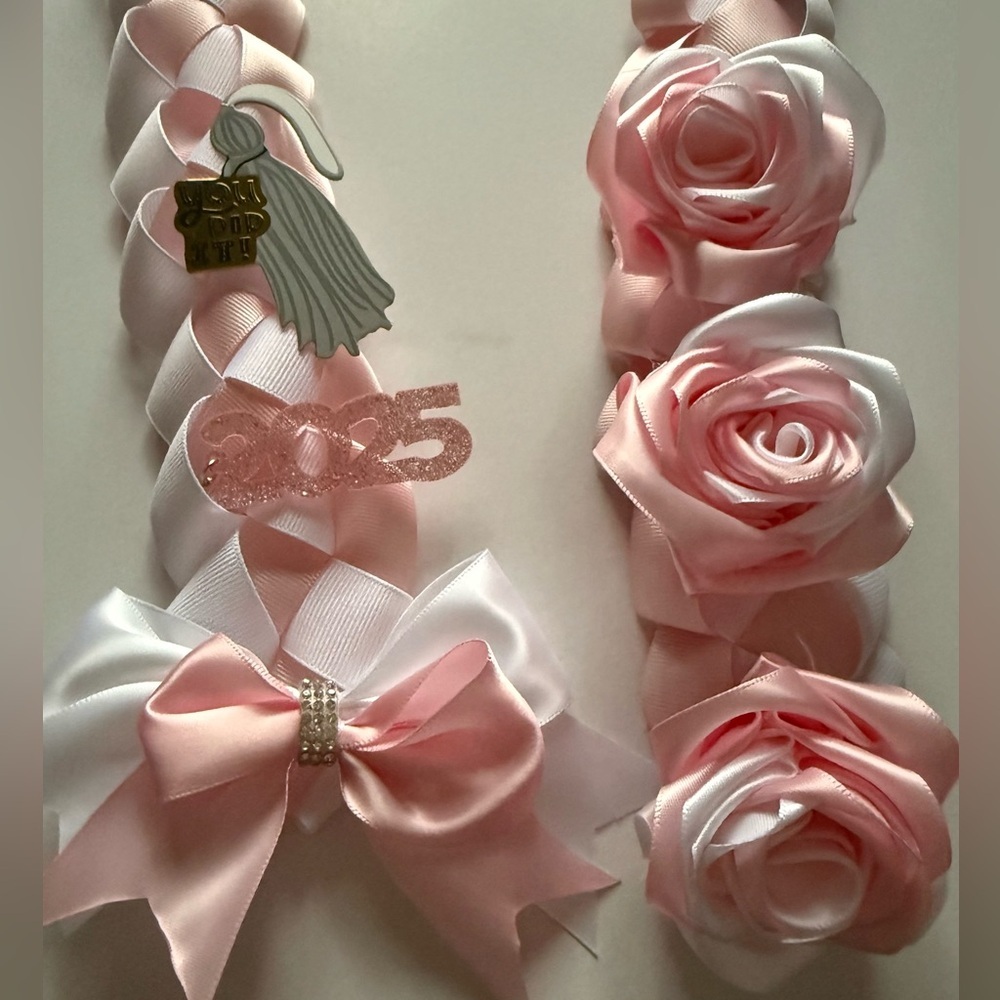Graduation leis, custom-made avail in all colors &  themes msg me for pricing